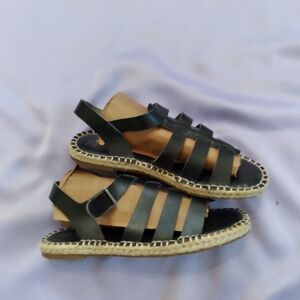 7 1/2 Black Strappy Time & Tru Sandals for Women